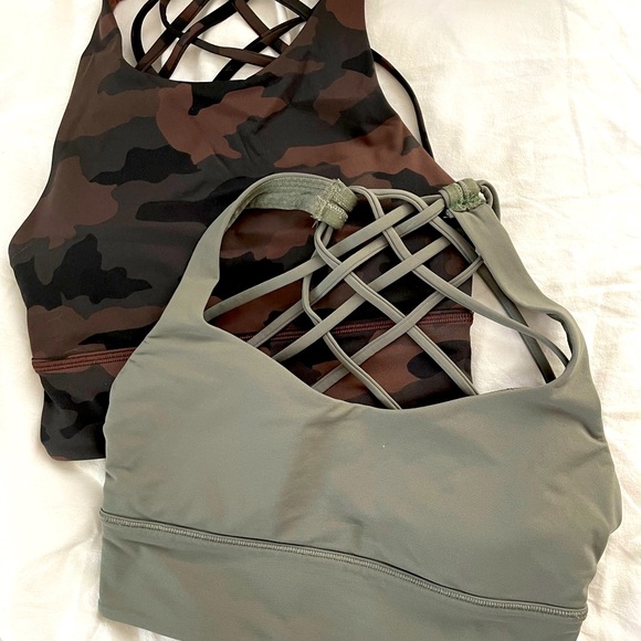 SOLD DO NOT OFFER CANNOT DELETE LISTING - Picture 1 of 2